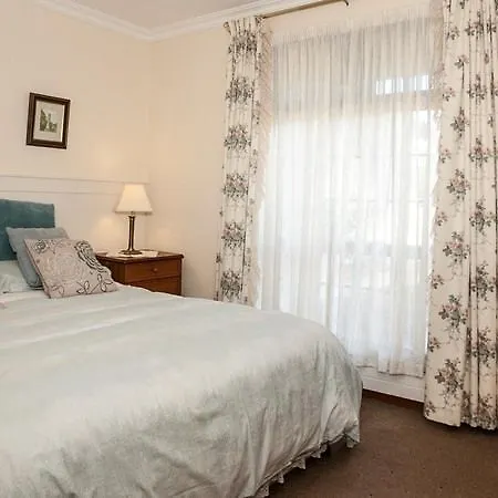 Bed & Breakfast Ardmor 2*